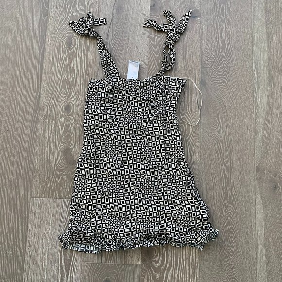 Urban Outfitters Dresses & Skirts - Urban Outfitters Tie-Shoulder geo print mini dress